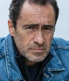 Demián Bichir