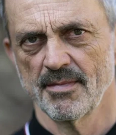 Jacek Koman