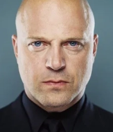 Michael Chiklis