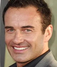 Julian McMahon