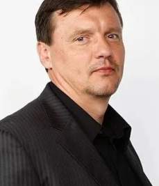 Ilia Volok