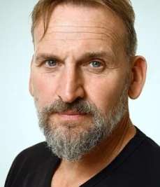 Christopher Eccleston