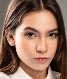 Alanna de la Rosa